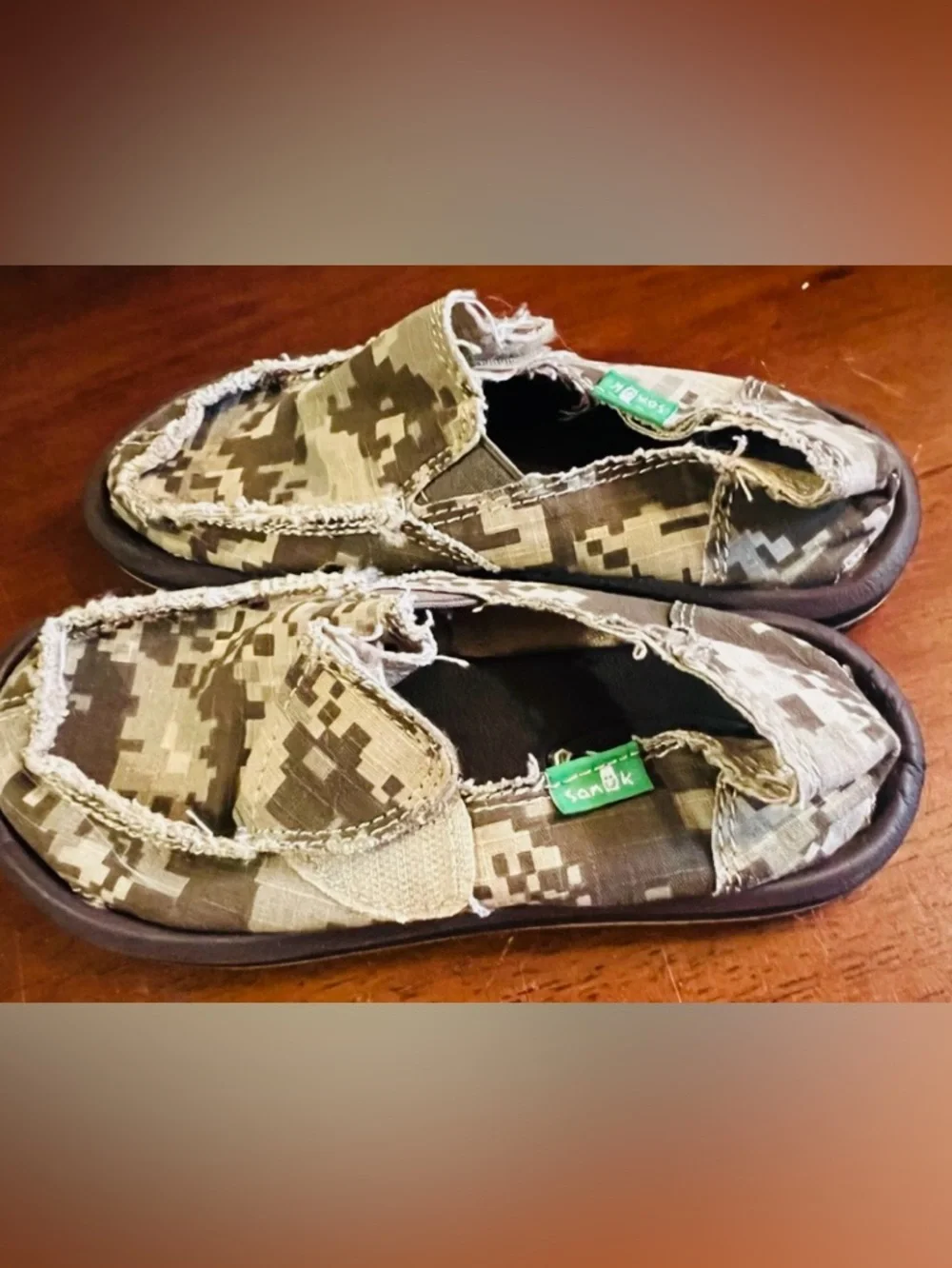 Sanuk Kids Camo Slip-On Shoes Toddler Boy Size 10 Lightweight Comfort